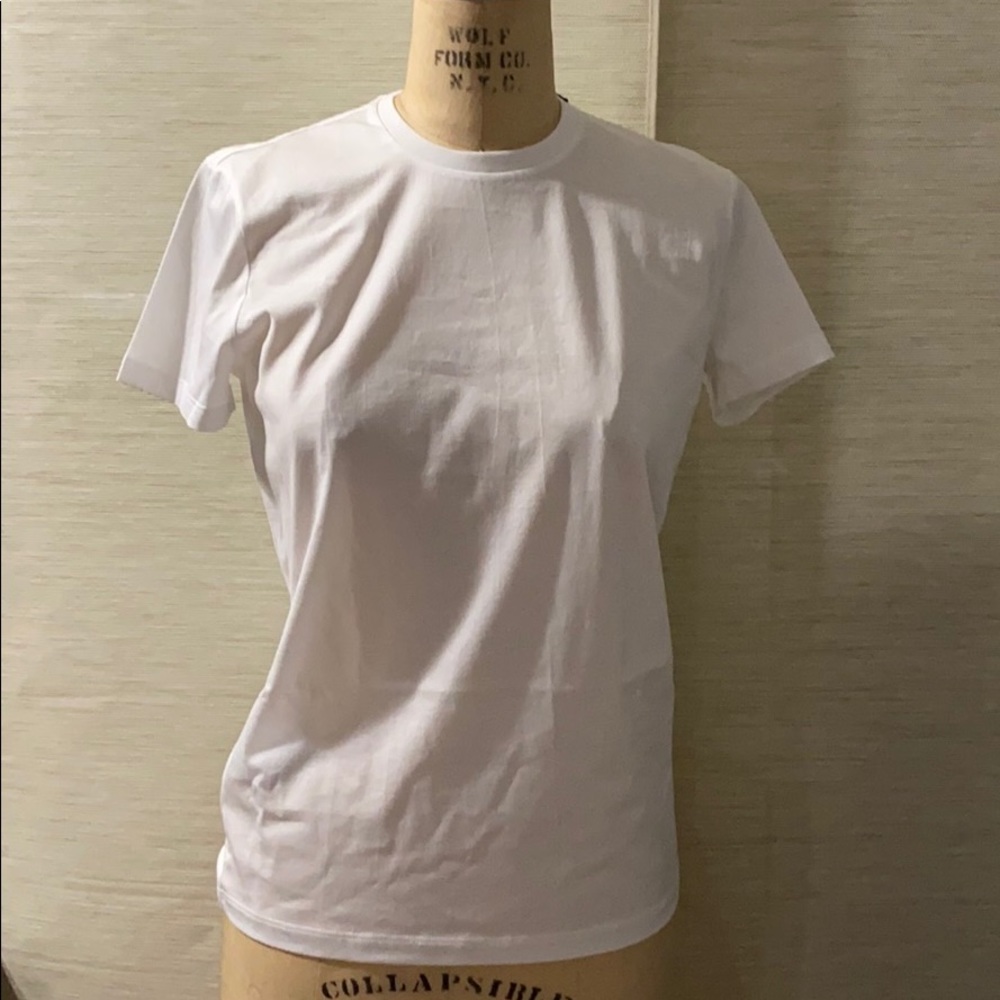 PRADA T-SHIRT